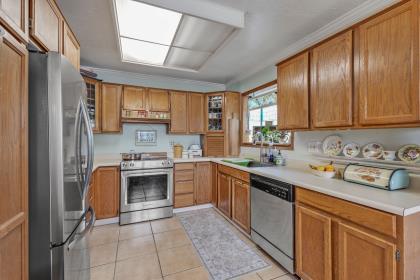 Detail Gallery Image 8 of 24 For 17959 Pesante Rd, Salinas,  CA 93907 - 3 Beds | 2 Baths