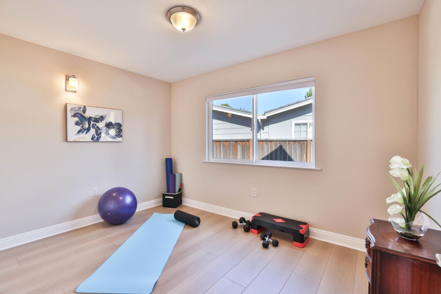 Detail Gallery Image 16 of 36 For 6025 Radcliffe Ave, Newark,  CA 94560 - 4 Beds | 2 Baths