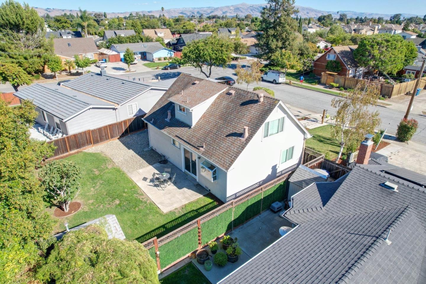 Detail Gallery Image 27 of 36 For 6025 Radcliffe Ave, Newark,  CA 94560 - 4 Beds | 2 Baths