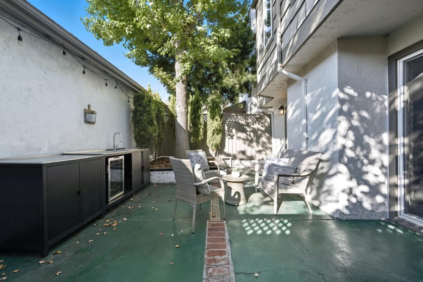 Detail Gallery Image 32 of 40 For 971 Marquette Ln, Foster City,  CA 94404 - 4 Beds | 2/1 Baths