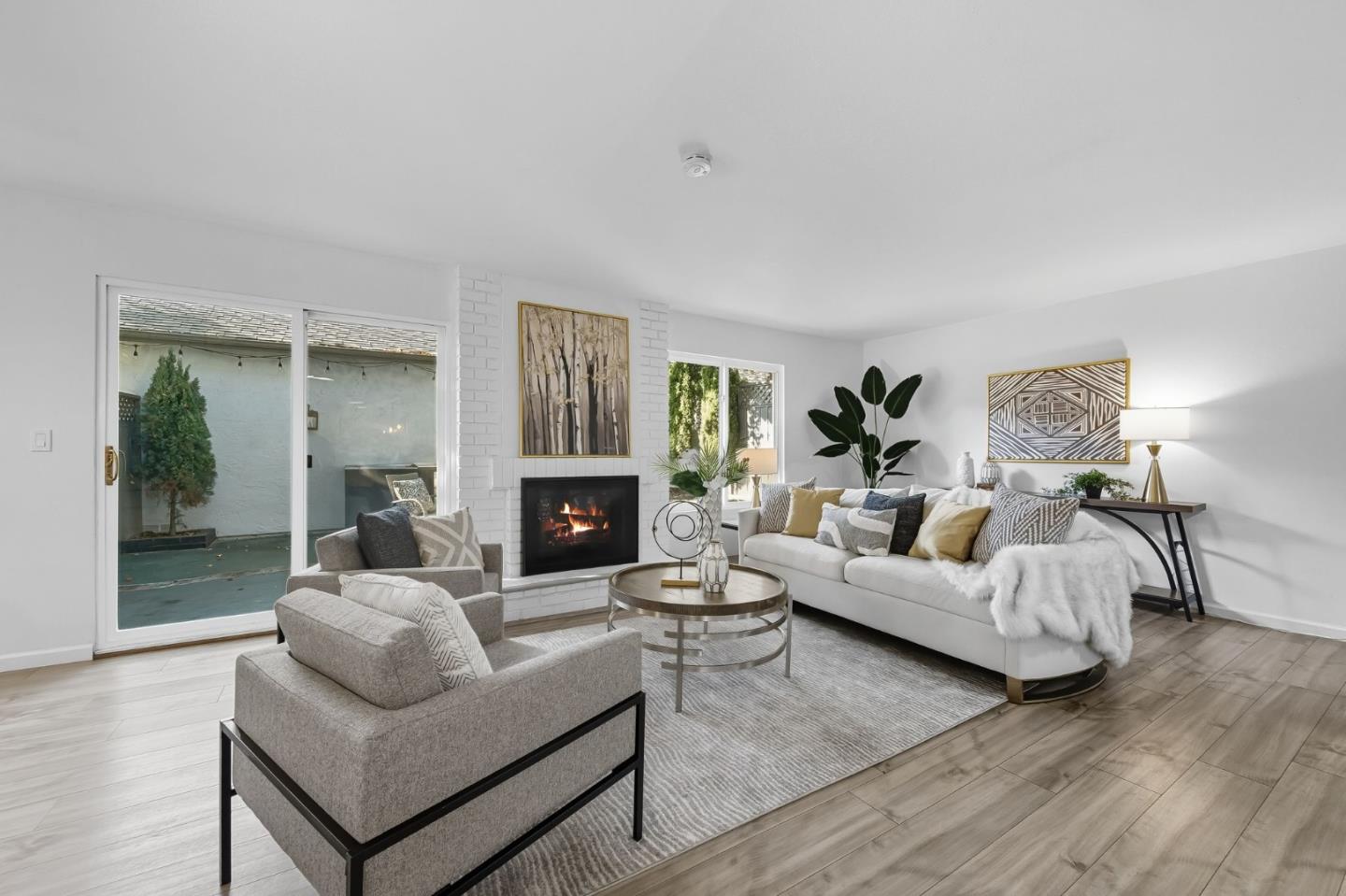 Detail Gallery Image 4 of 40 For 971 Marquette Ln, Foster City,  CA 94404 - 4 Beds | 2/1 Baths