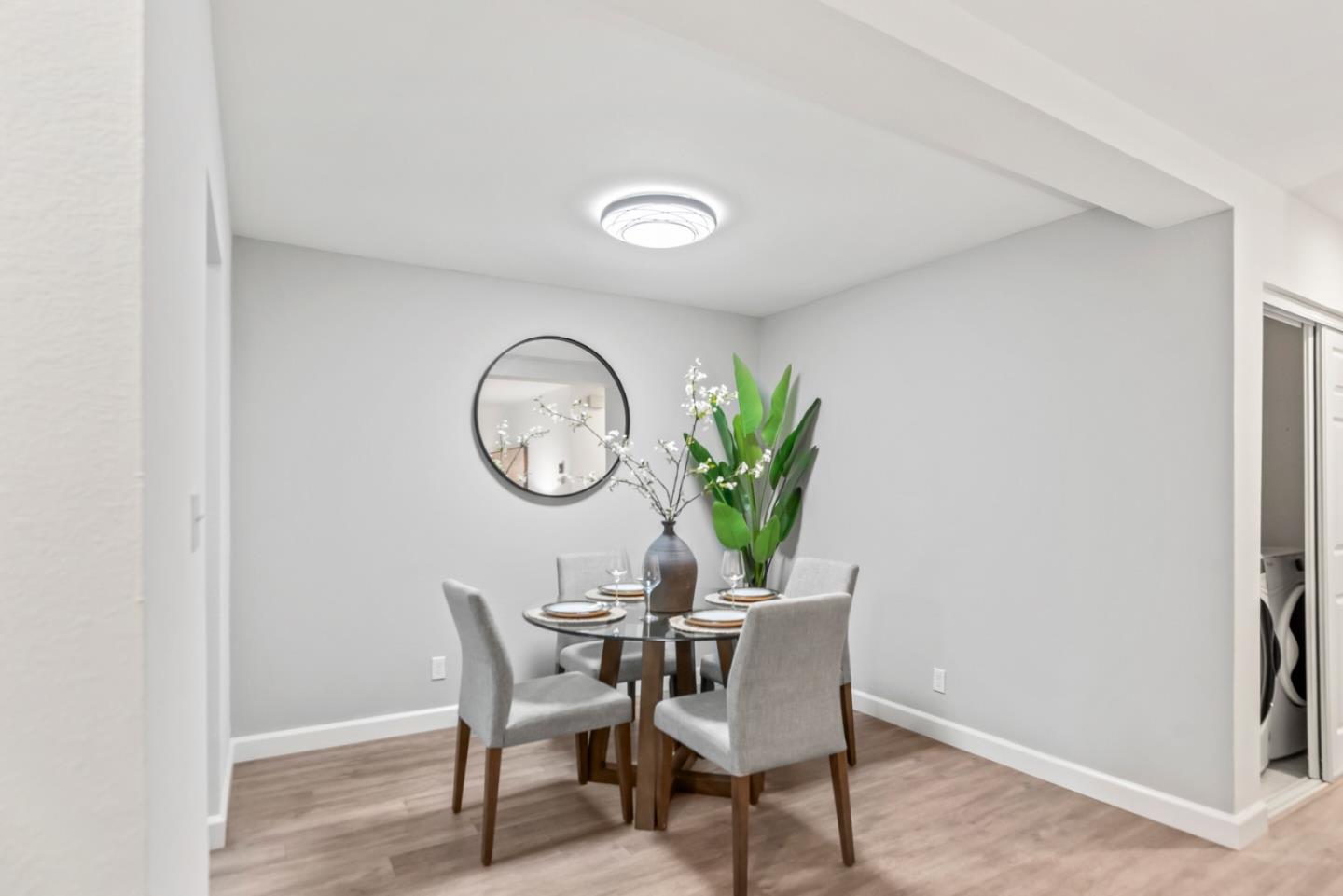 Detail Gallery Image 12 of 37 For 461 Northlake Dr #22,  San Jose,  CA 95117 - 2 Beds | 2 Baths