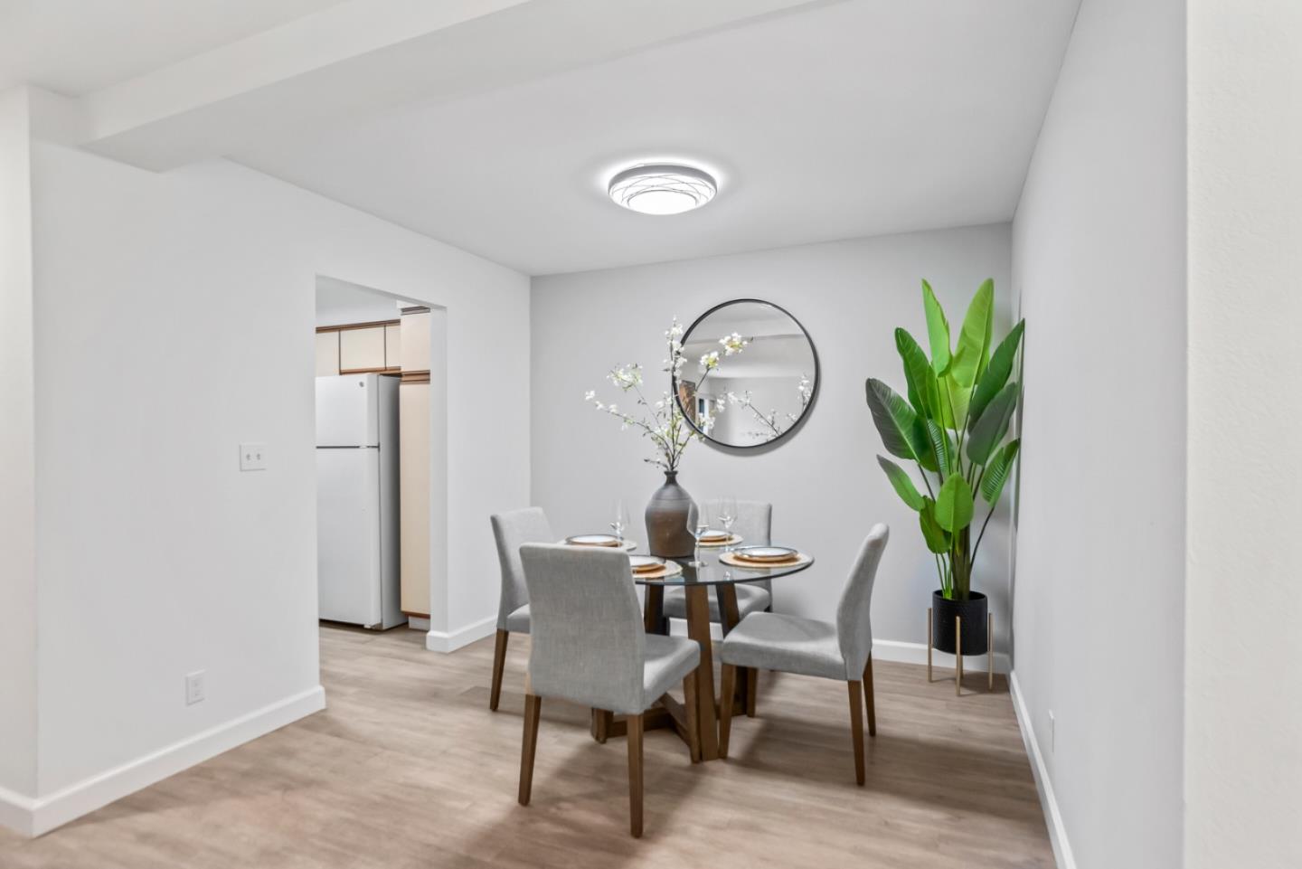 Detail Gallery Image 13 of 37 For 461 Northlake Dr #22,  San Jose,  CA 95117 - 2 Beds | 2 Baths