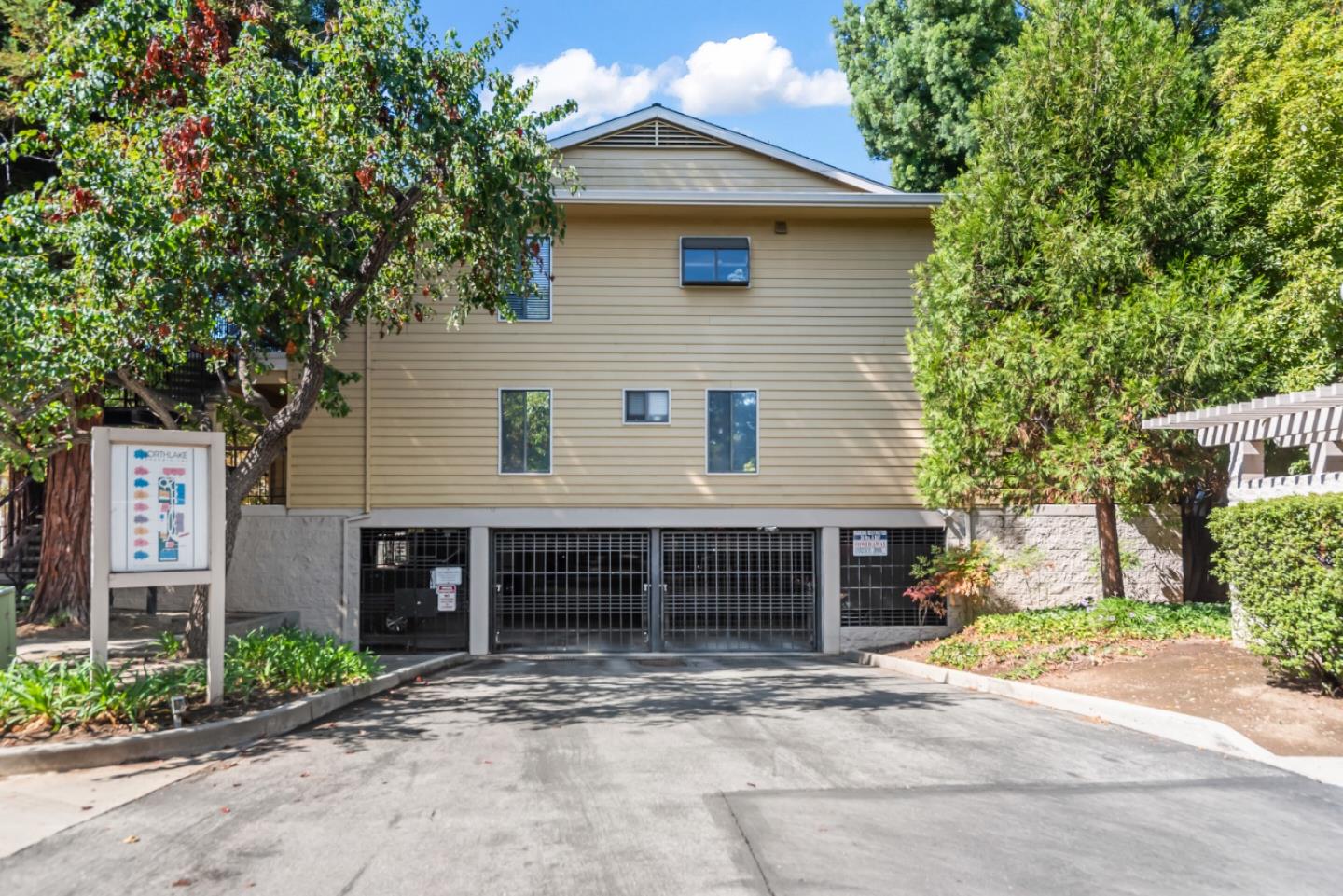 Detail Gallery Image 36 of 37 For 461 Northlake Dr #22,  San Jose,  CA 95117 - 2 Beds | 2 Baths