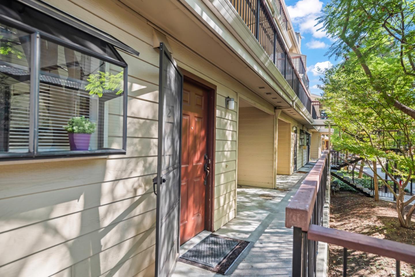 Detail Gallery Image 4 of 37 For 461 Northlake Dr #22,  San Jose,  CA 95117 - 2 Beds | 2 Baths