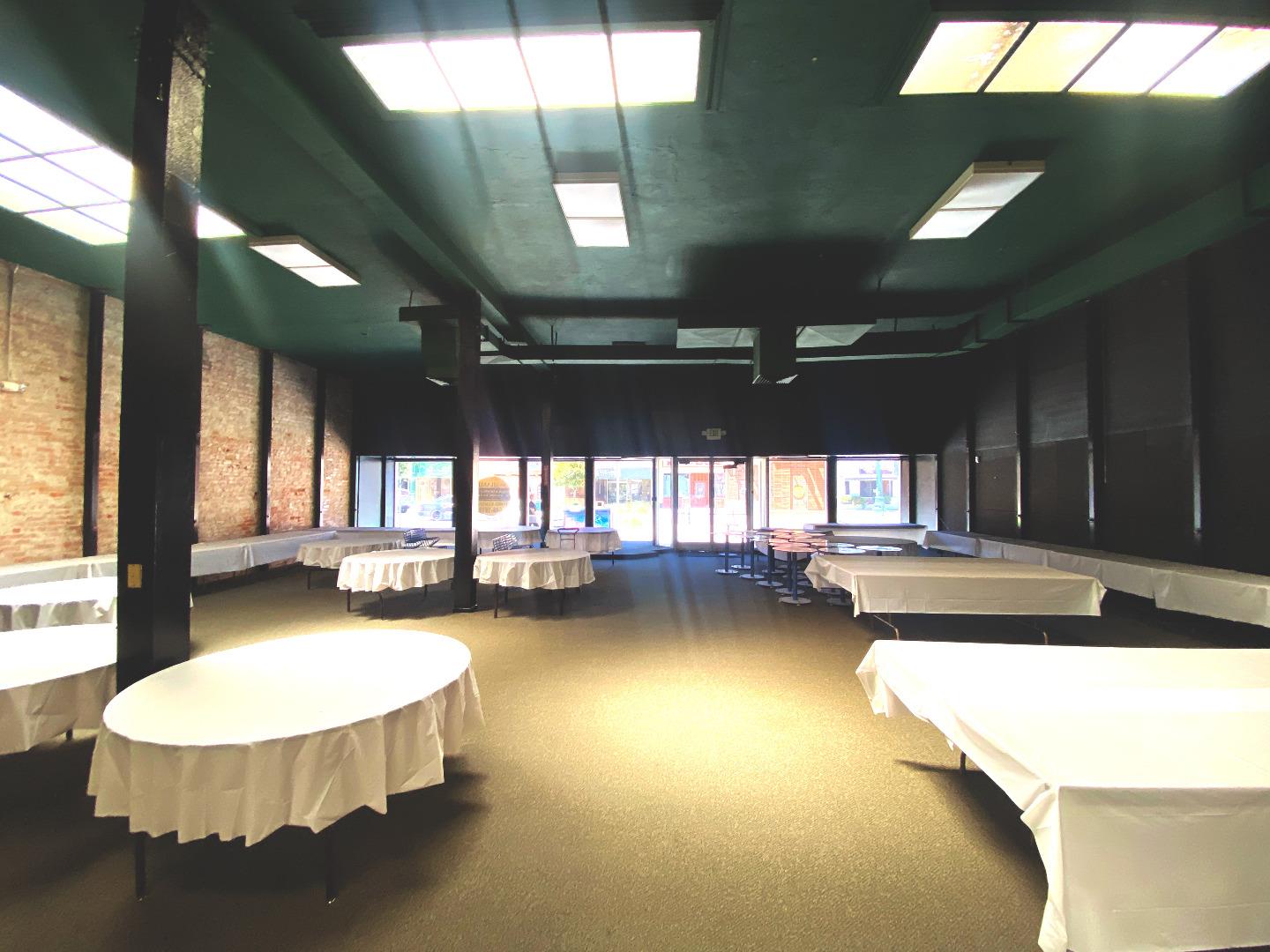 Detail Gallery Image 6 of 17 For 231 Main St, Salinas,  CA 93901 - – Beds | – Baths