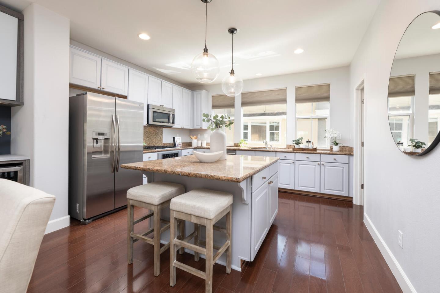 Detail Gallery Image 11 of 30 For 31 Bremerton Cir, Redwood Shores,  CA 94065 - 2 Beds | 2/1 Baths