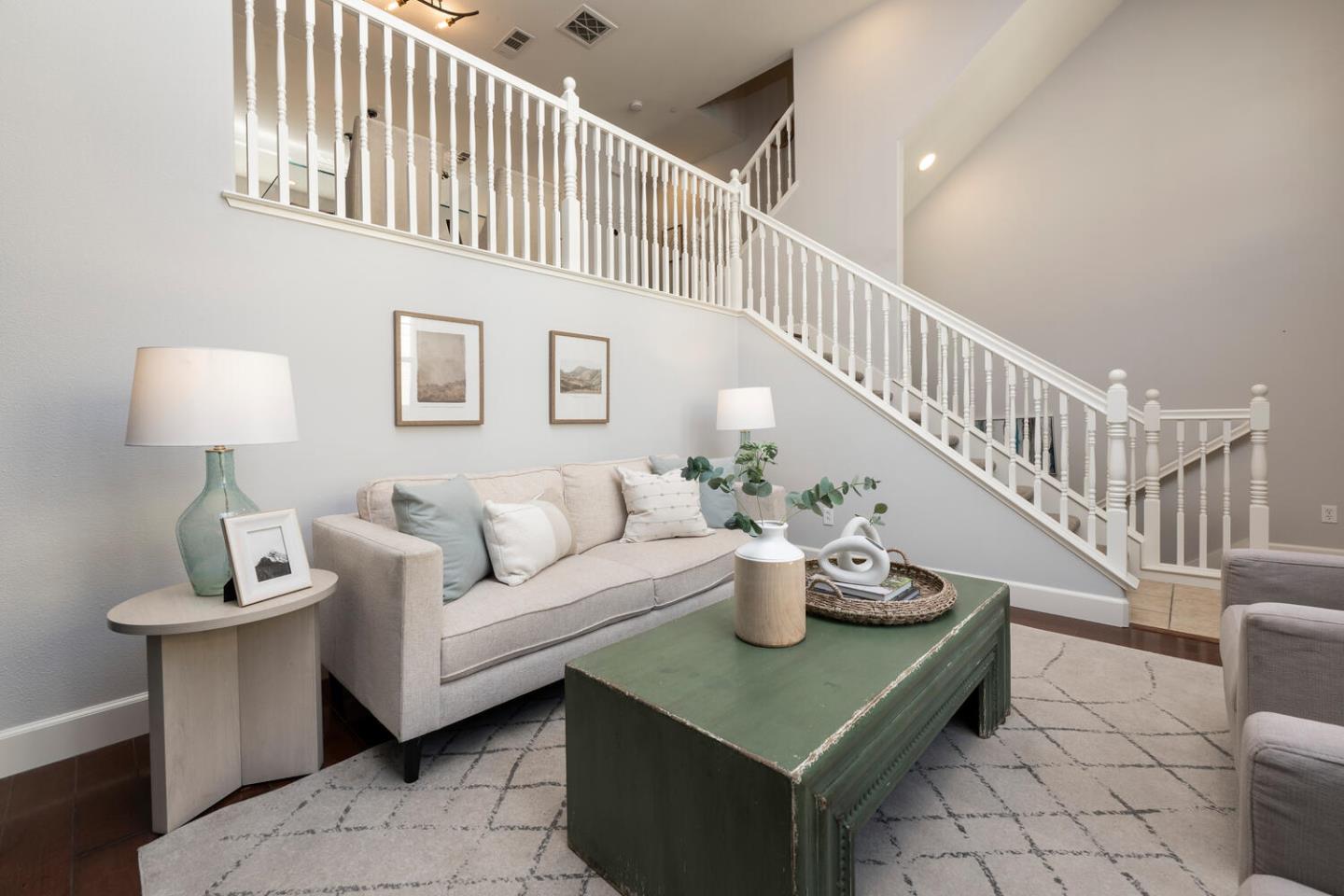 Detail Gallery Image 6 of 30 For 31 Bremerton Cir, Redwood Shores,  CA 94065 - 2 Beds | 2/1 Baths