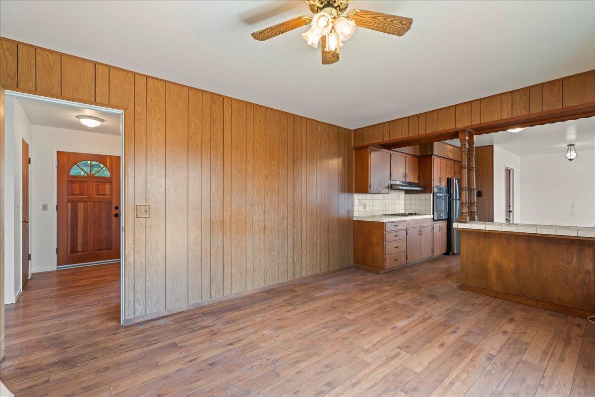 Detail Gallery Image 12 of 36 For 22 Easton Rd, Royal Oaks,  CA 95076 - 3 Beds | 2 Baths