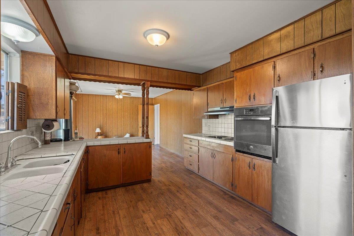 Detail Gallery Image 17 of 36 For 22 Easton Rd, Royal Oaks,  CA 95076 - 3 Beds | 2 Baths