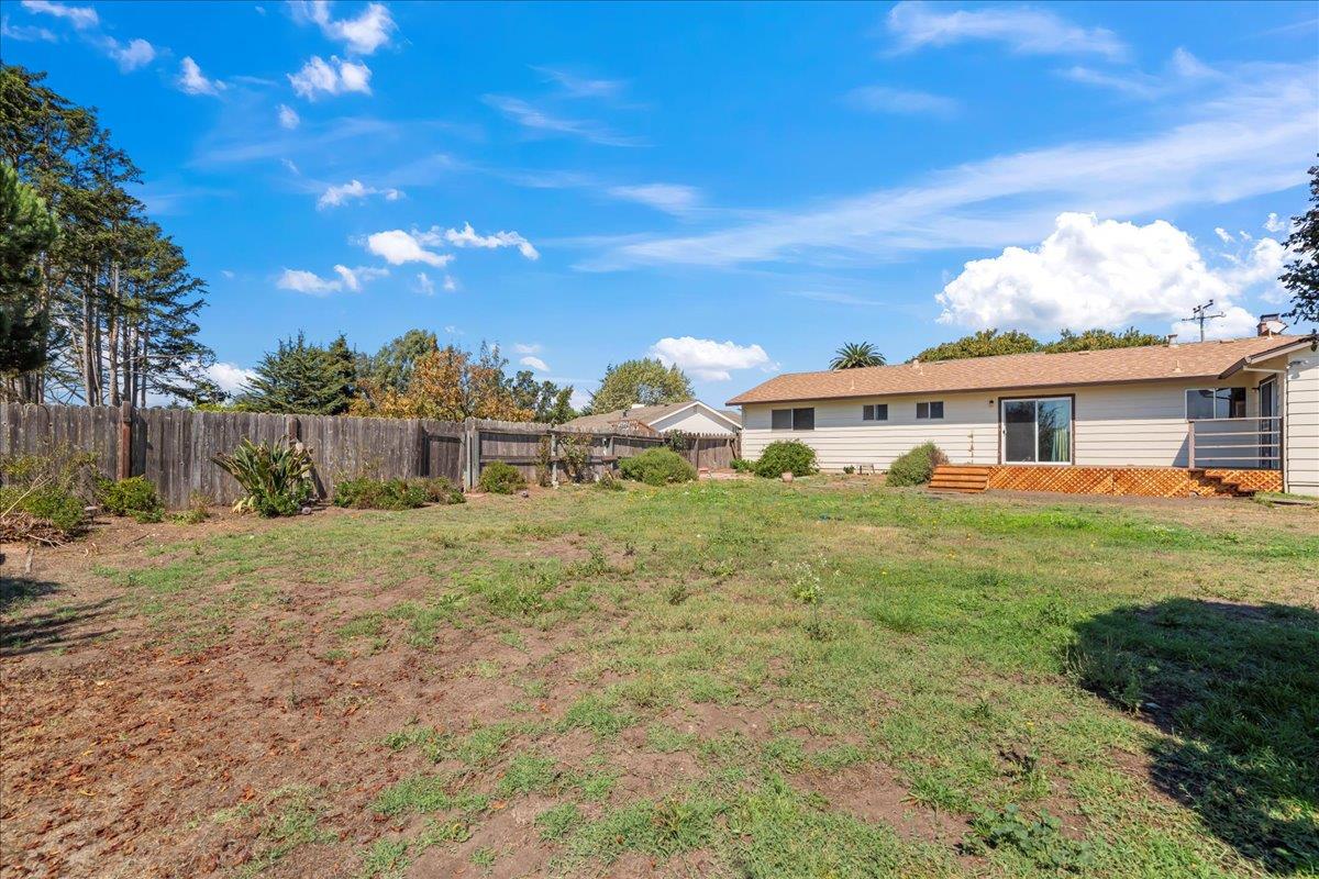 Detail Gallery Image 32 of 36 For 22 Easton Rd, Royal Oaks,  CA 95076 - 3 Beds | 2 Baths