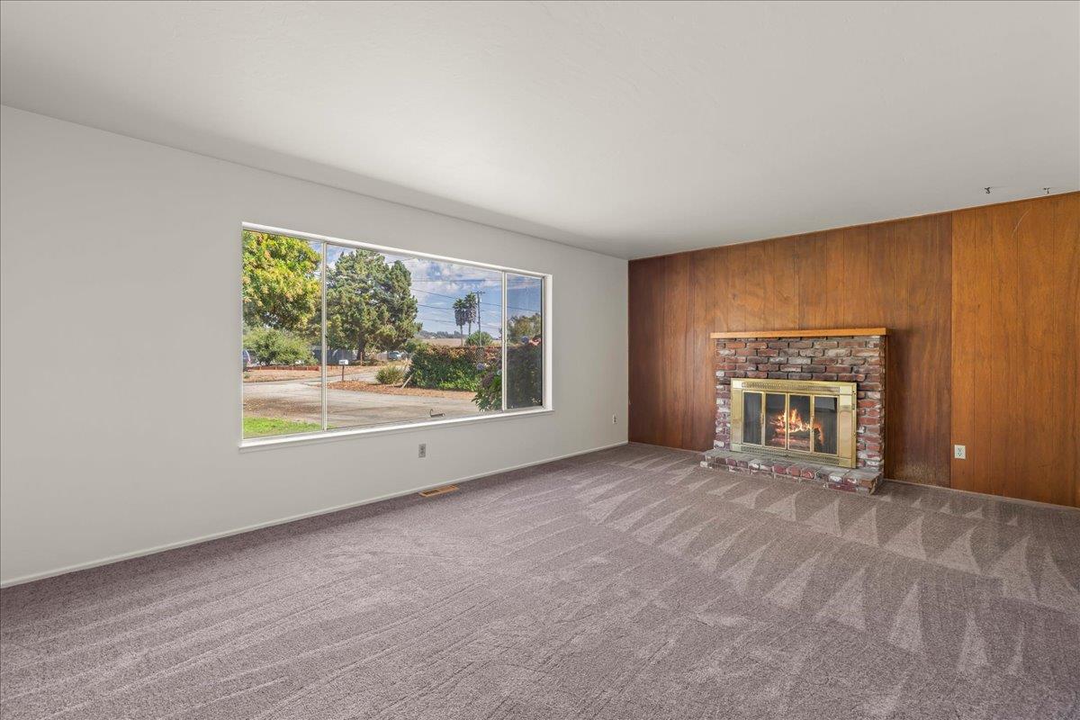 Detail Gallery Image 7 of 36 For 22 Easton Rd, Royal Oaks,  CA 95076 - 3 Beds | 2 Baths