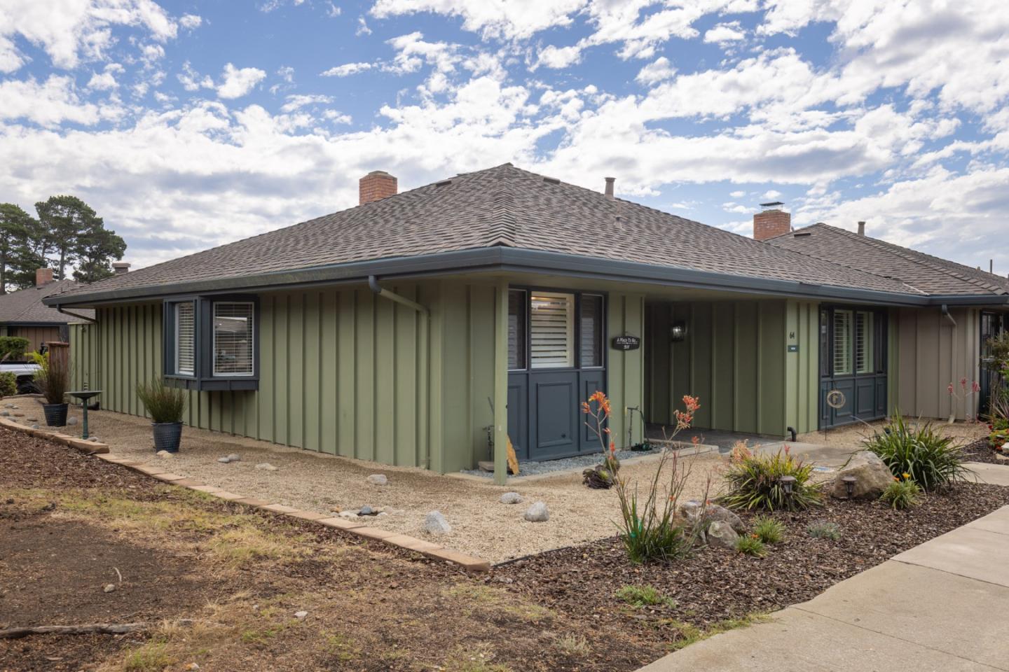 Detail Gallery Image 2 of 32 For 64 Del Mesa Carmel, Carmel,  CA 93923 - 2 Beds | 2 Baths