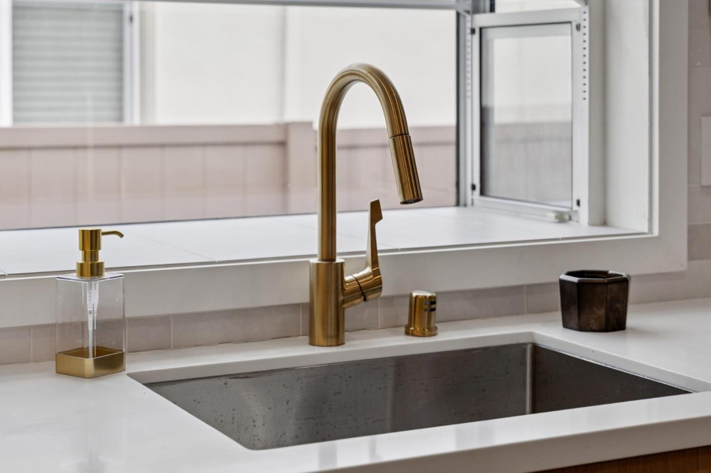 Detail Gallery Image 26 of 105 For 34 Arlington Dr, South San Francisco,  CA 94080 - 3 Beds | 2 Baths