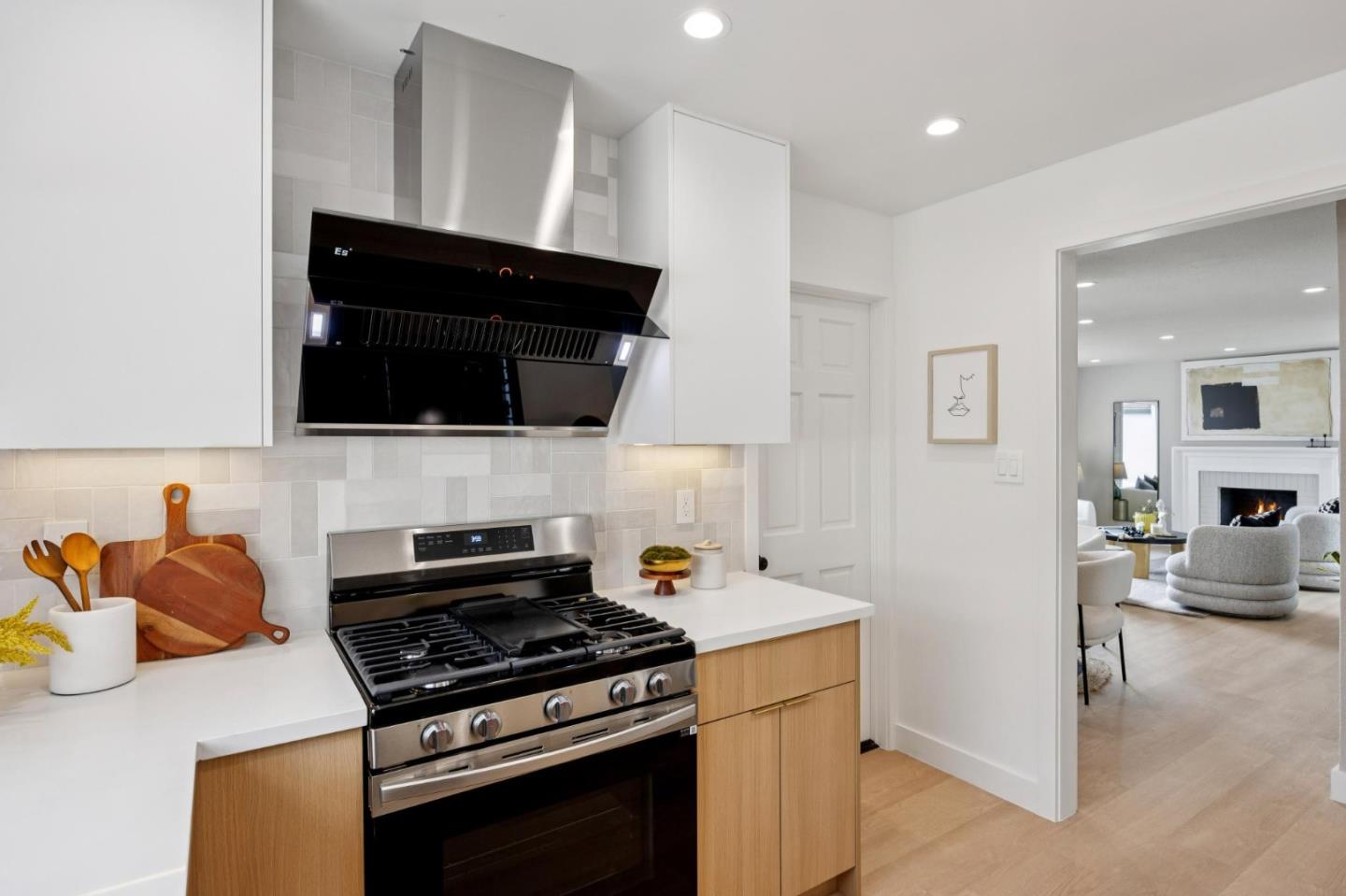 Detail Gallery Image 28 of 105 For 34 Arlington Dr, South San Francisco,  CA 94080 - 3 Beds | 2 Baths