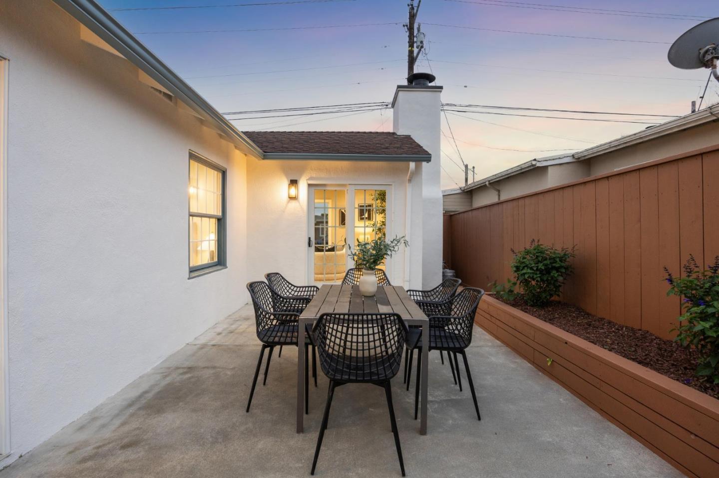 Detail Gallery Image 84 of 105 For 34 Arlington Dr, South San Francisco,  CA 94080 - 3 Beds | 2 Baths