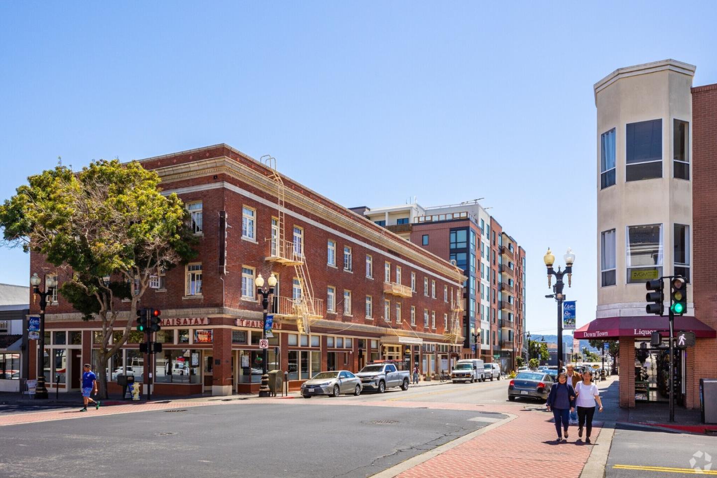 Detail Gallery Image 95 of 105 For 34 Arlington Dr, South San Francisco,  CA 94080 - 3 Beds | 2 Baths