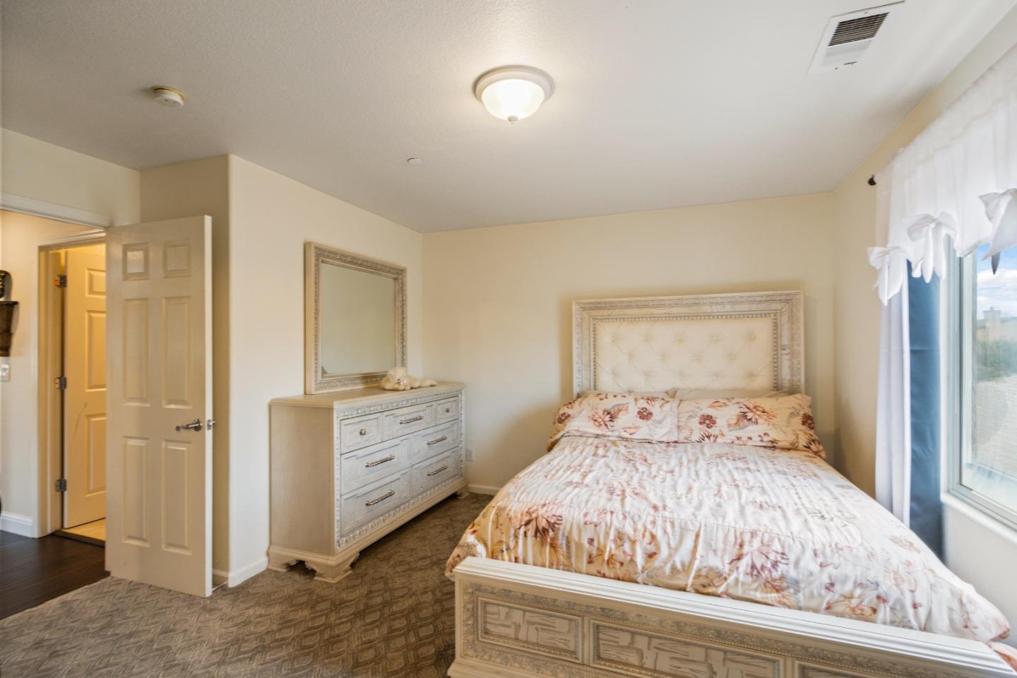 Detail Gallery Image 26 of 32 For 209 Sirrah Way, Greenfield,  CA 93927 - 4 Beds | 4 Baths