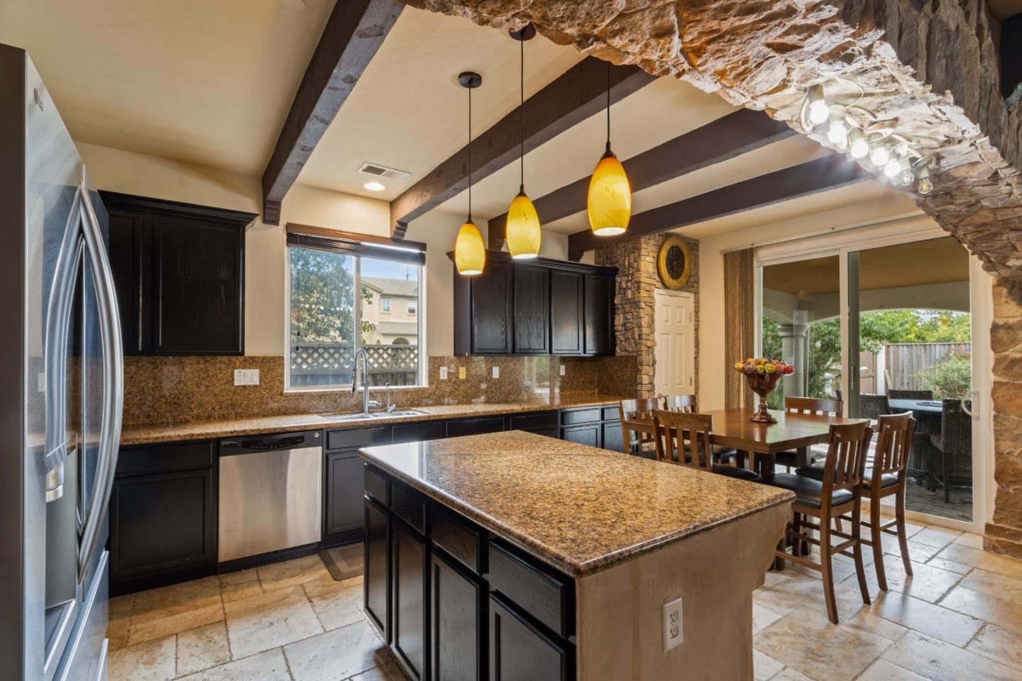 Detail Gallery Image 5 of 32 For 209 Sirrah Way, Greenfield,  CA 93927 - 4 Beds | 4 Baths