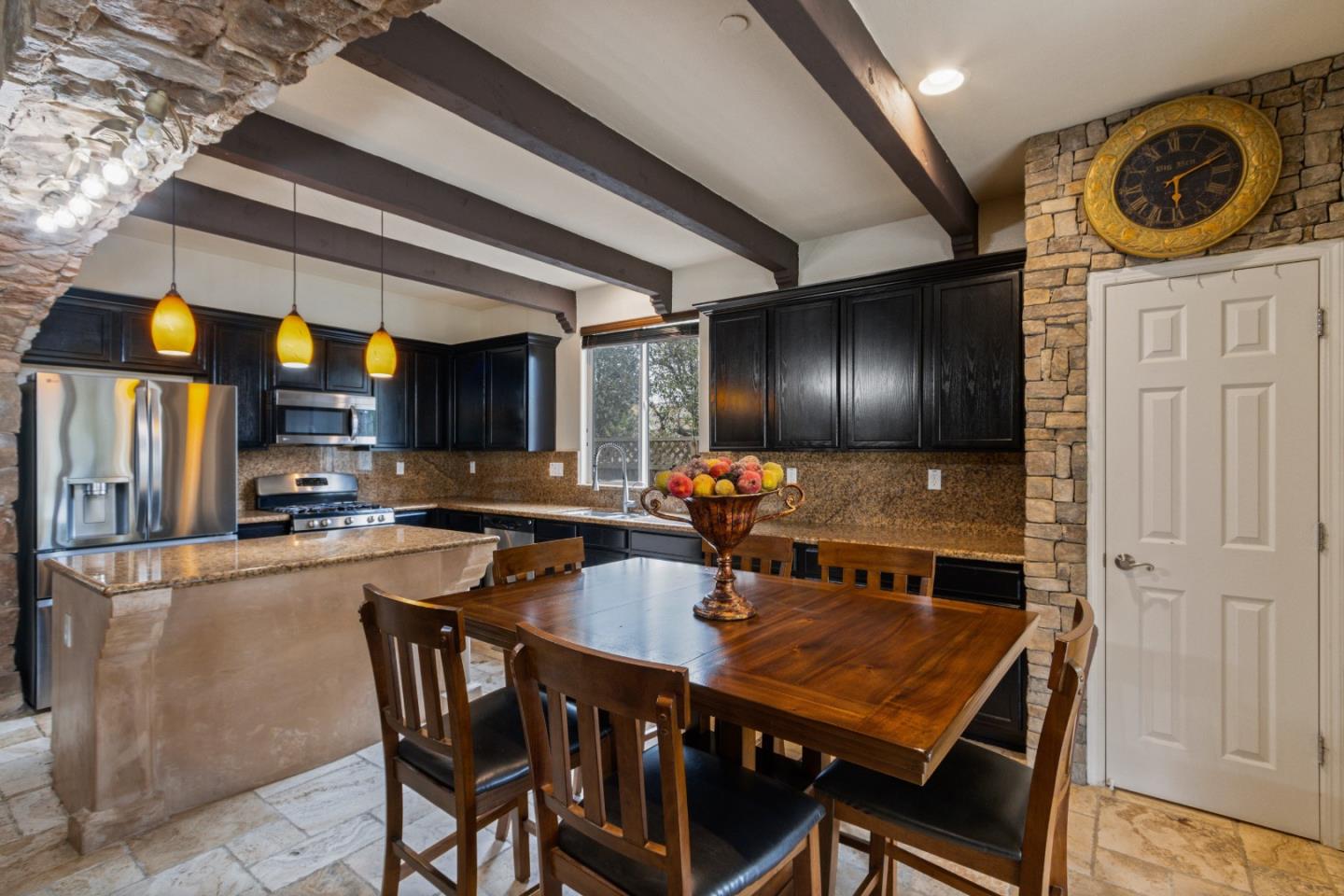 Detail Gallery Image 6 of 32 For 209 Sirrah Way, Greenfield,  CA 93927 - 4 Beds | 4 Baths