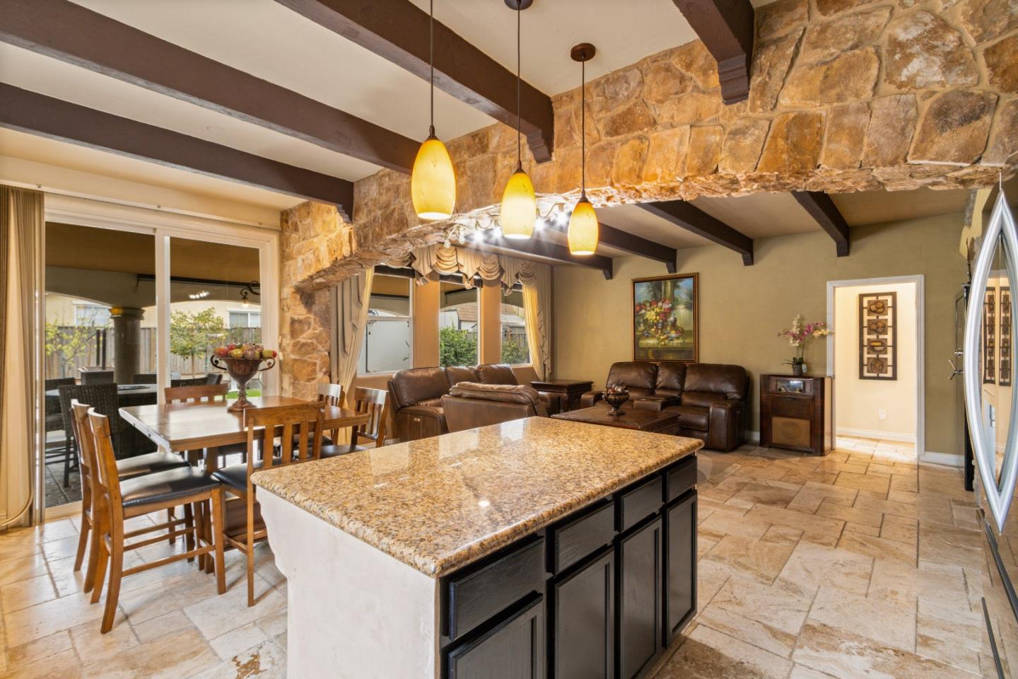 Detail Gallery Image 8 of 32 For 209 Sirrah Way, Greenfield,  CA 93927 - 4 Beds | 4 Baths