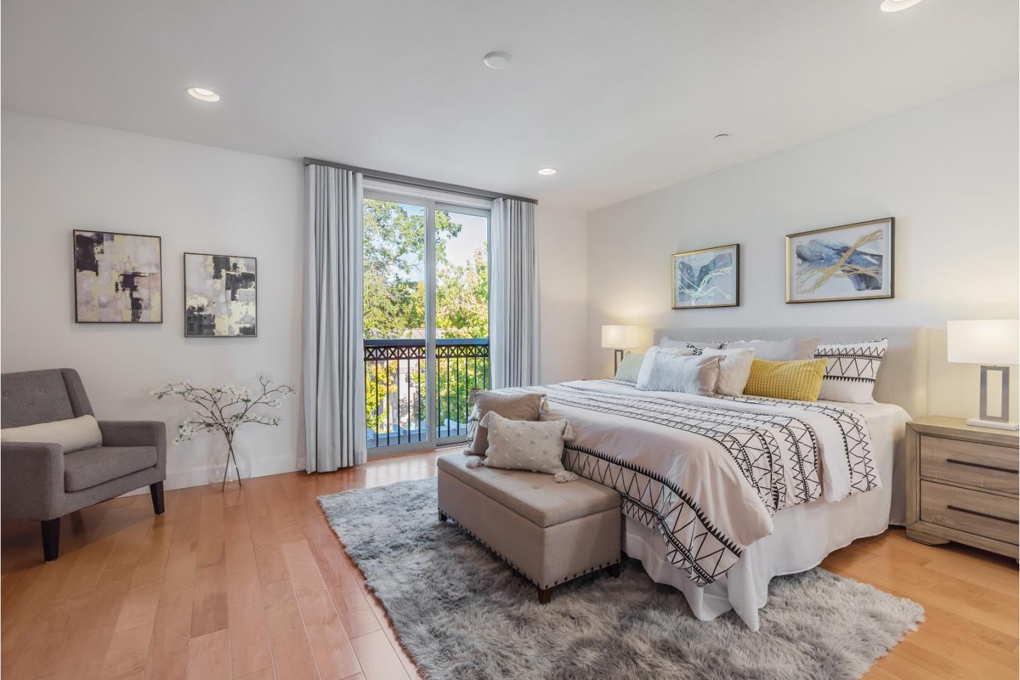 Detail Gallery Image 22 of 43 For 5 Artisan Way, Menlo Park,  CA 94025 - 3 Beds | 3/1 Baths