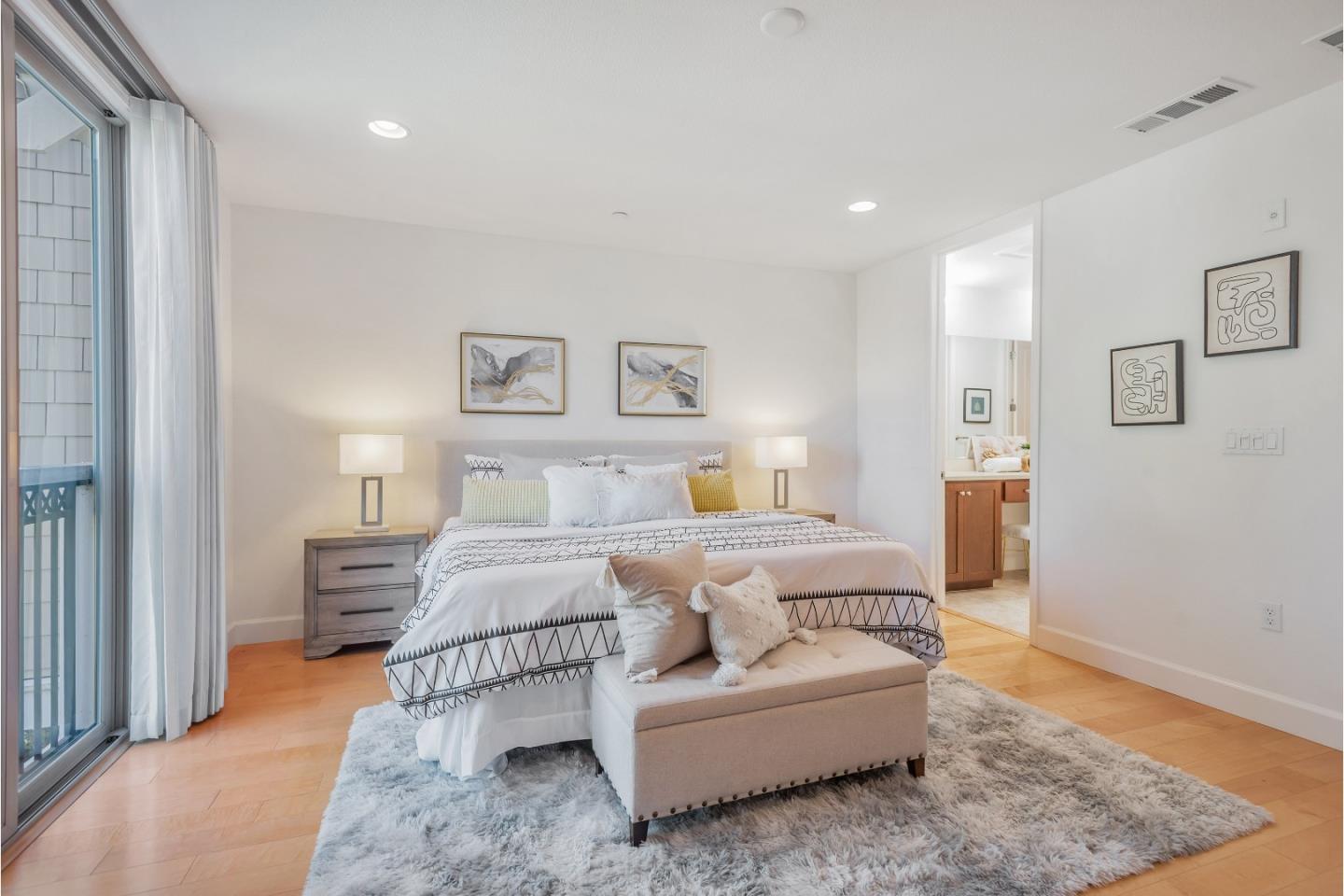 Detail Gallery Image 24 of 43 For 5 Artisan Way, Menlo Park,  CA 94025 - 3 Beds | 3/1 Baths