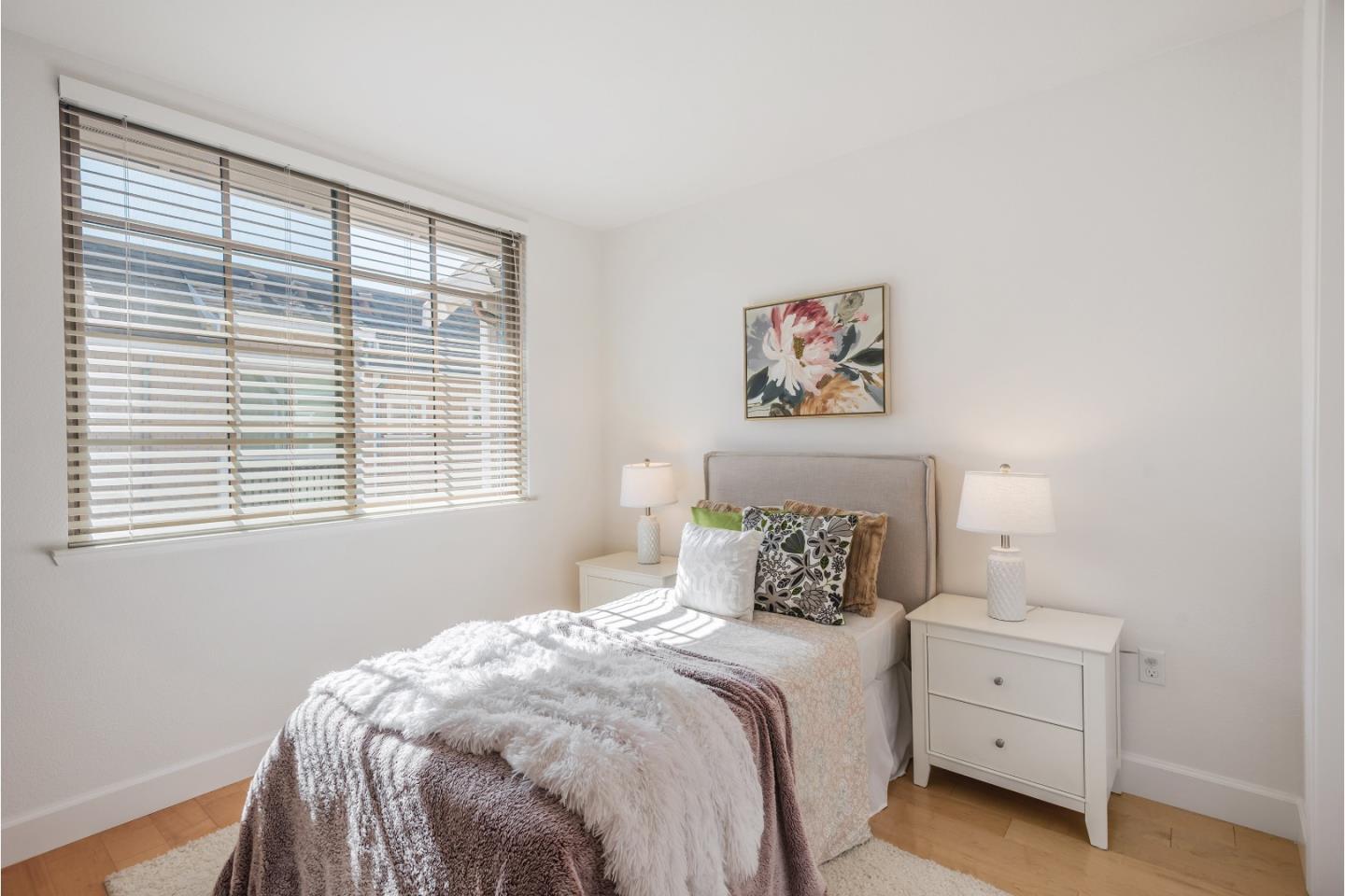 Detail Gallery Image 29 of 43 For 5 Artisan Way, Menlo Park,  CA 94025 - 3 Beds | 3/1 Baths