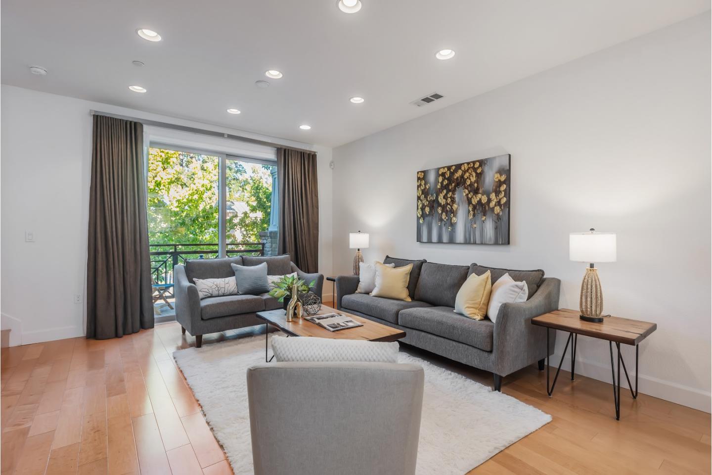 Detail Gallery Image 9 of 43 For 5 Artisan Way, Menlo Park,  CA 94025 - 3 Beds | 3/1 Baths