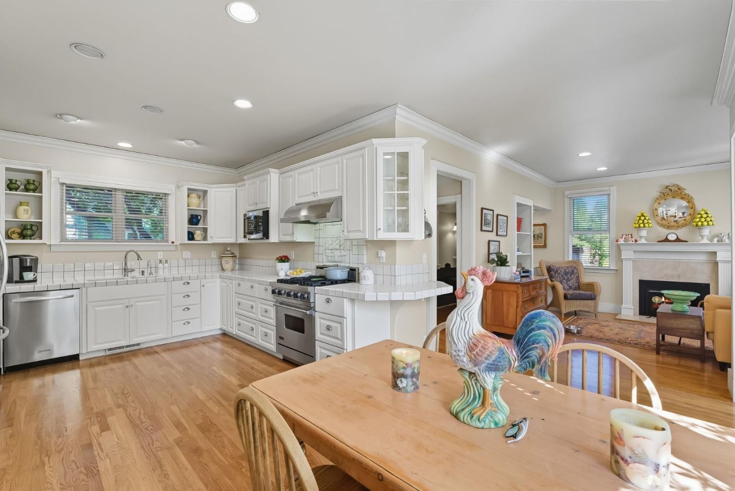Detail Gallery Image 20 of 65 For Oak Meadow Dr, Los Gatos,  CA 95032 - 4 Beds | 4/1 Baths