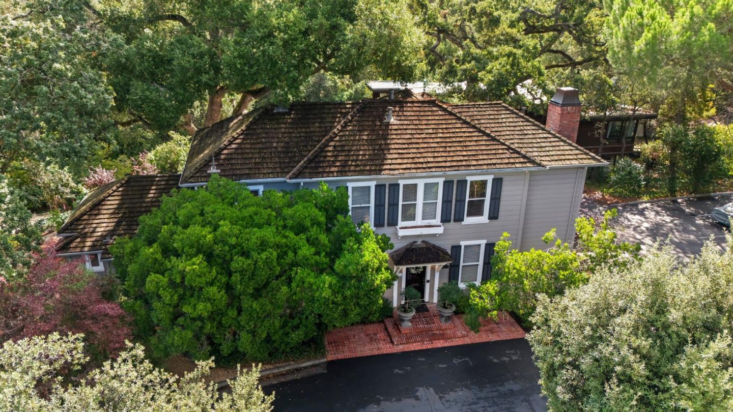 Detail Gallery Image 4 of 65 For Oak Meadow Dr, Los Gatos,  CA 95032 - 4 Beds | 4/1 Baths