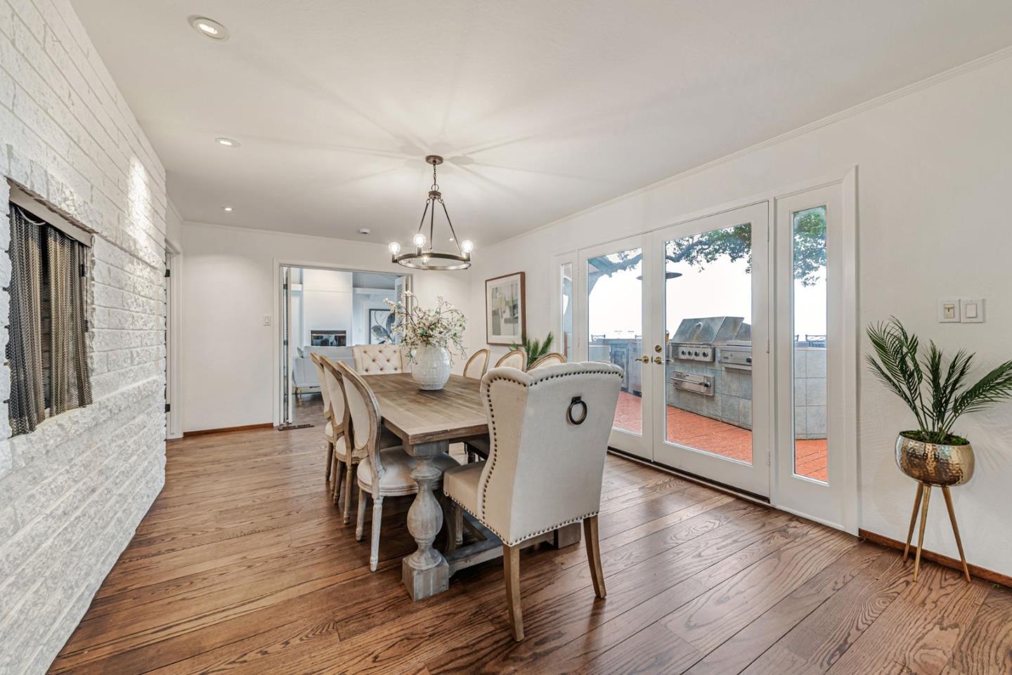 Detail Gallery Image 19 of 85 For 1630 Courtland Rd, Belmont,  CA 94002 - 4 Beds | 3 Baths