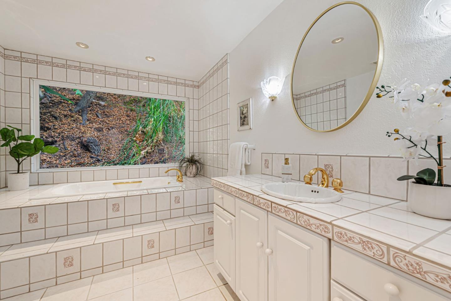 Detail Gallery Image 37 of 85 For 1630 Courtland Rd, Belmont,  CA 94002 - 4 Beds | 3 Baths