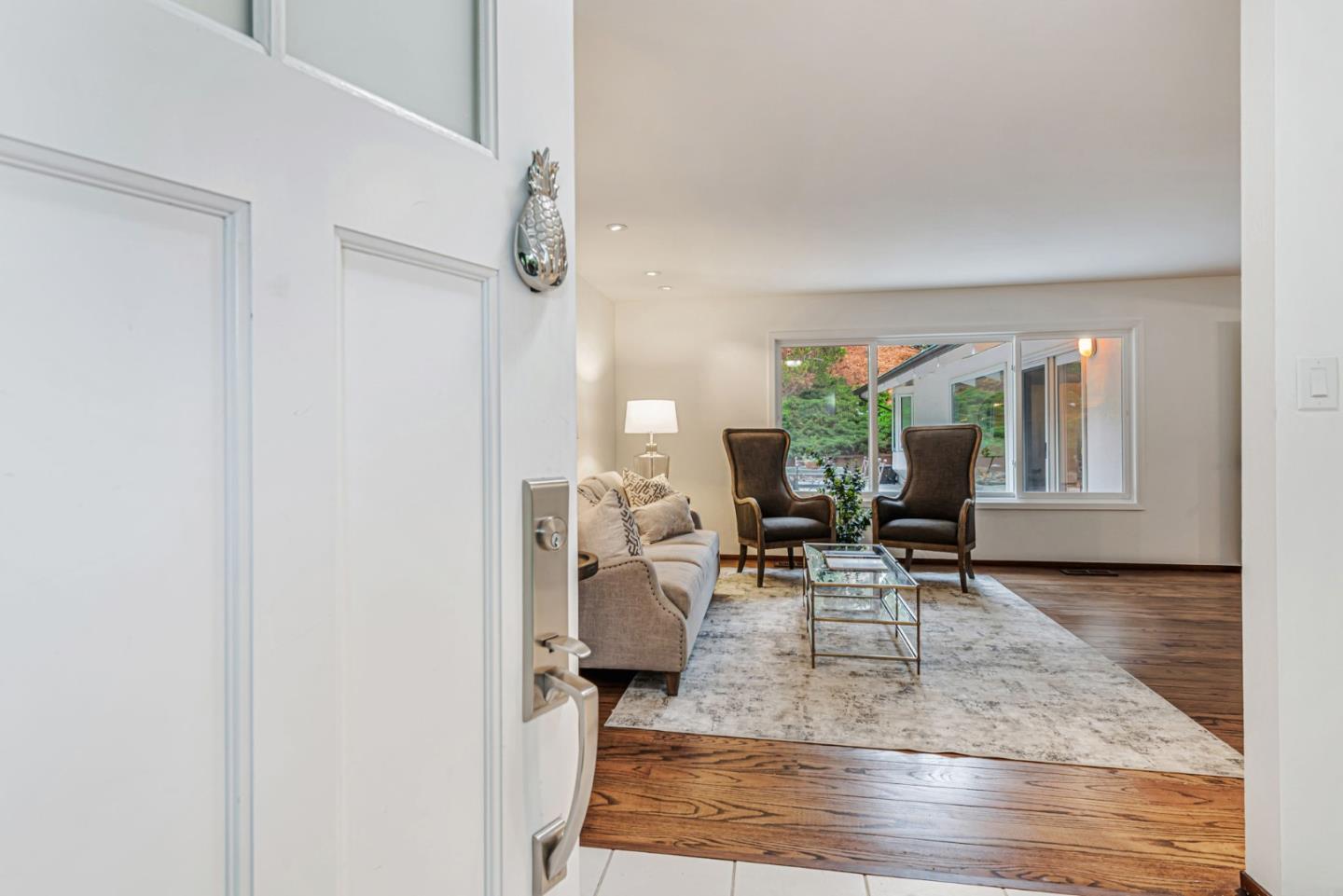 Detail Gallery Image 6 of 85 For 1630 Courtland Rd, Belmont,  CA 94002 - 4 Beds | 3 Baths