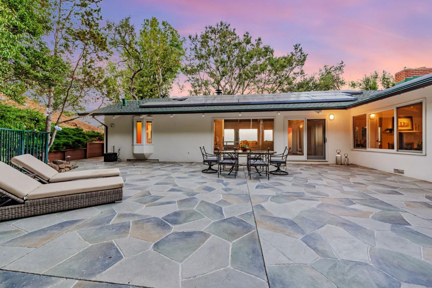 Detail Gallery Image 61 of 85 For 1630 Courtland Rd, Belmont,  CA 94002 - 4 Beds | 3 Baths