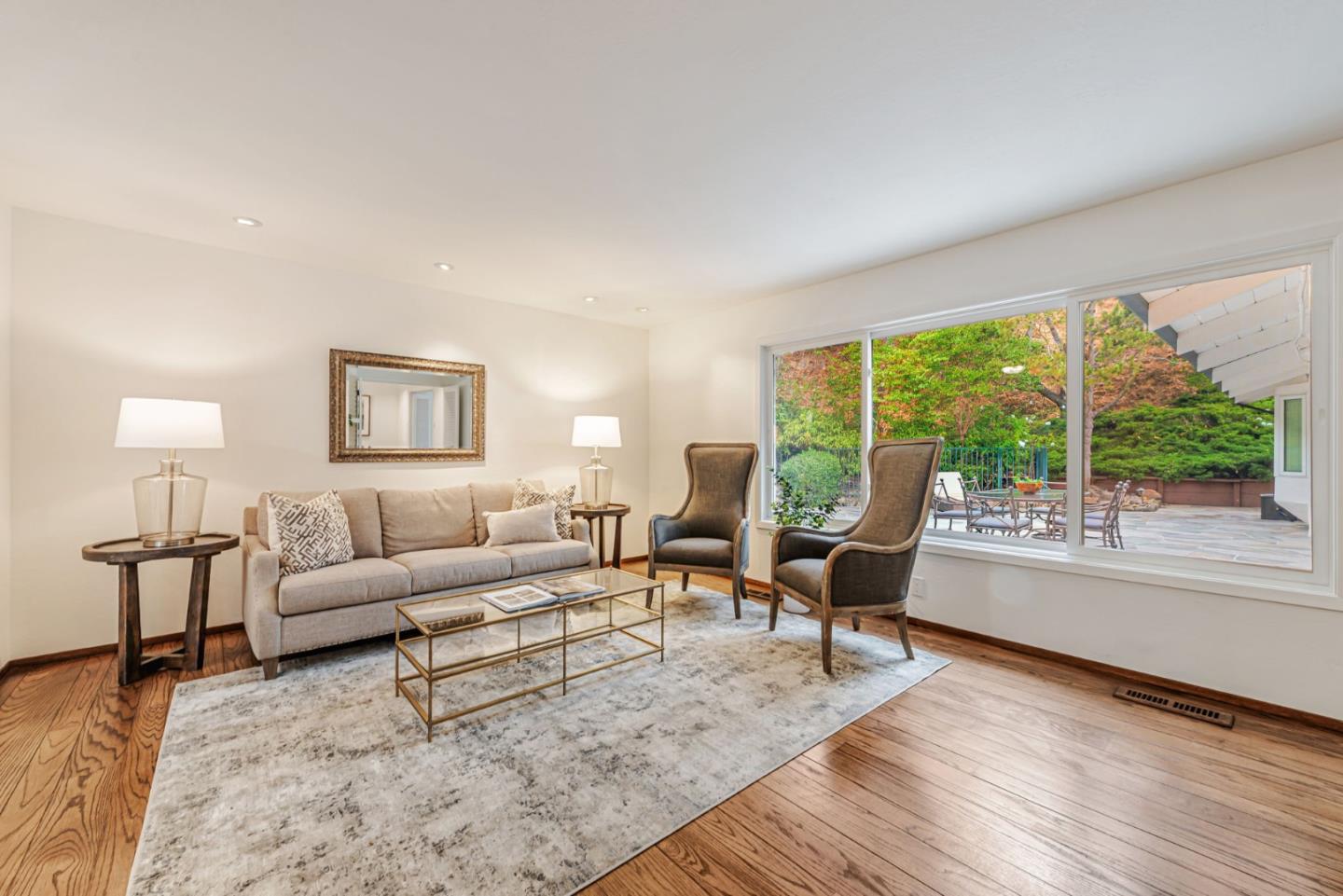 Detail Gallery Image 8 of 85 For 1630 Courtland Rd, Belmont,  CA 94002 - 4 Beds | 3 Baths