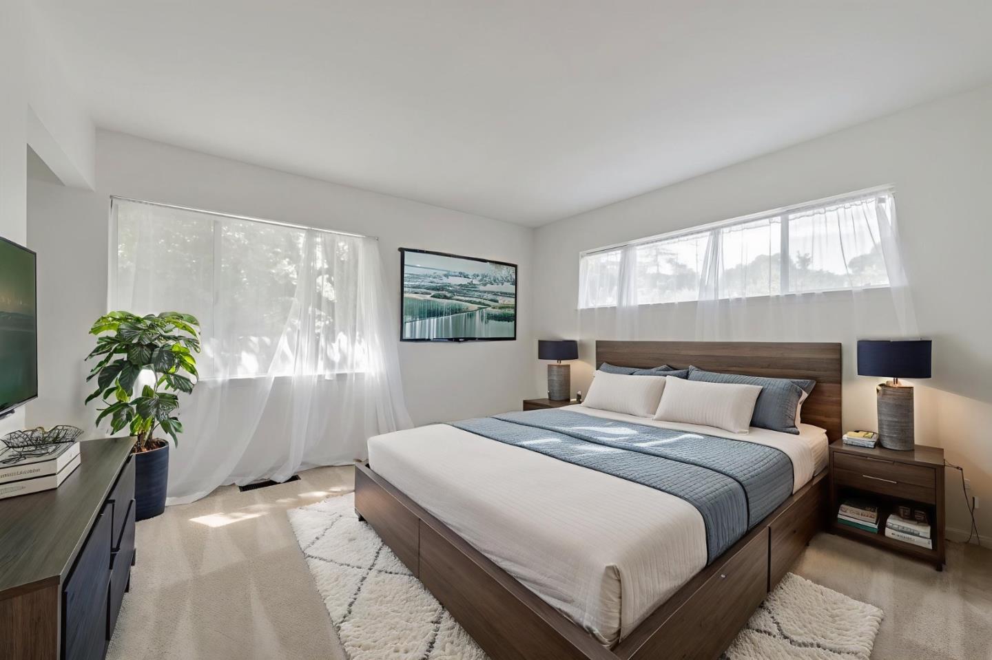 Detail Gallery Image 28 of 34 For 170 Hardwick Rd, Woodside,  CA 94062 - 4 Beds | 3 Baths