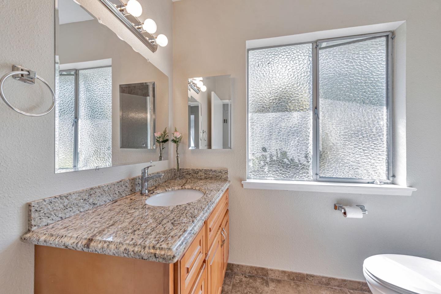 Detail Gallery Image 33 of 34 For 170 Hardwick Rd, Woodside,  CA 94062 - 4 Beds | 3 Baths