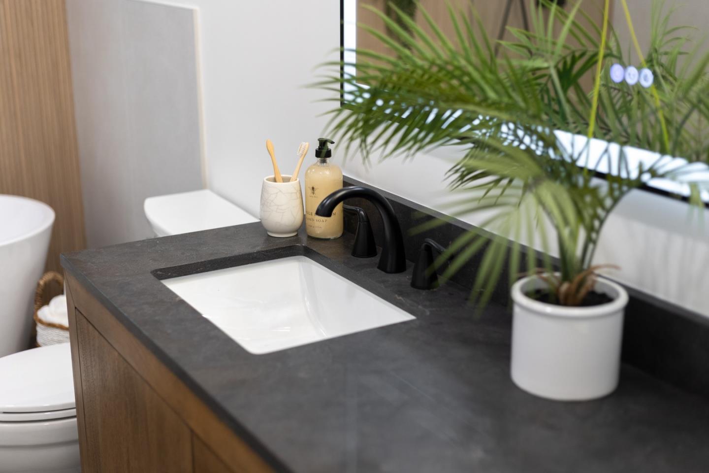 Detail Gallery Image 19 of 47 For 121 Acadia Ave, Santa Cruz,  CA 95060 - 4 Beds | 2 Baths