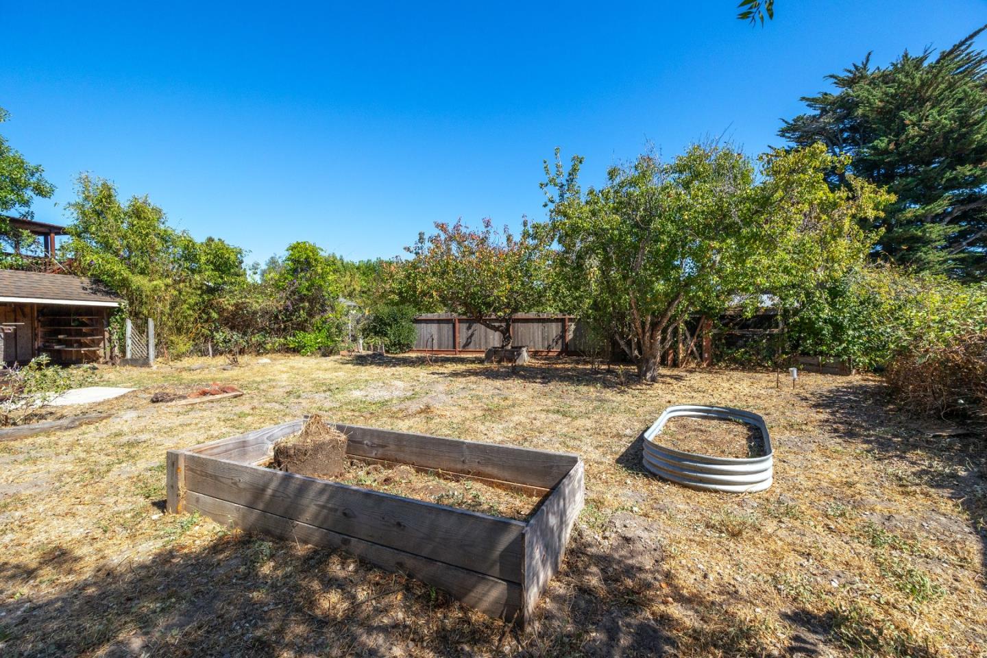 Detail Gallery Image 31 of 47 For 121 Acadia Ave, Santa Cruz,  CA 95060 - 4 Beds | 2 Baths