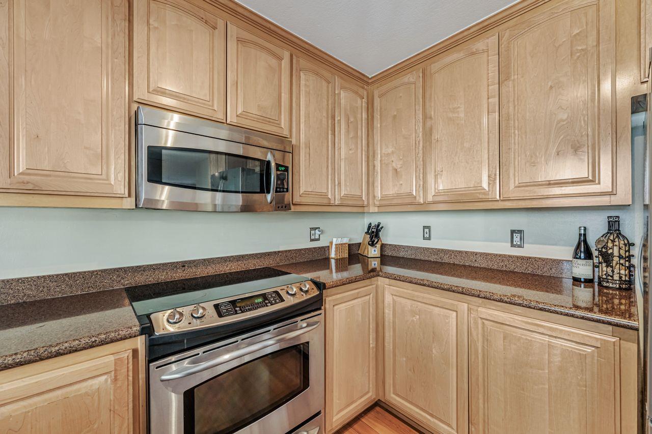 Detail Gallery Image 10 of 34 For 5480 Demerest Ln, San Jose,  CA 95138 - 3 Beds | 2 Baths