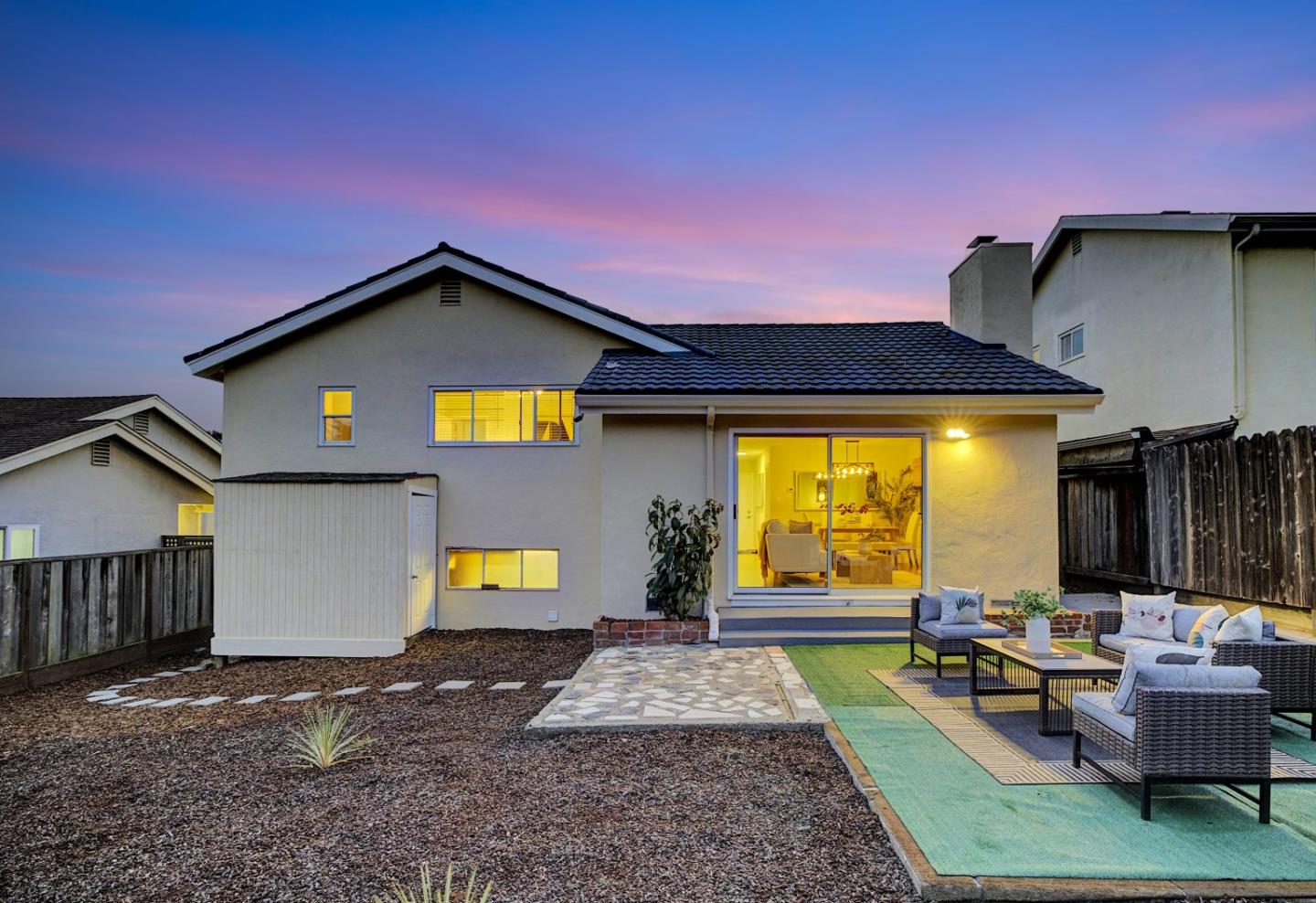 Detail Gallery Image 3 of 41 For 19 Escanyo Dr, South San Francisco,  CA 94080 - 3 Beds | 2 Baths