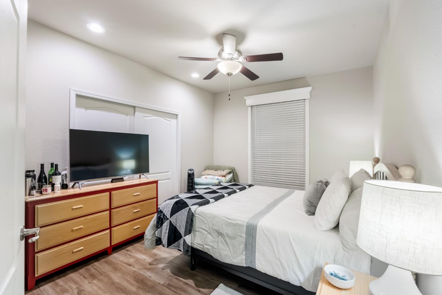 Detail Gallery Image 11 of 23 For 99 Timber Cove #99,  Campbell,  CA 95008 - 3 Beds | 3 Baths