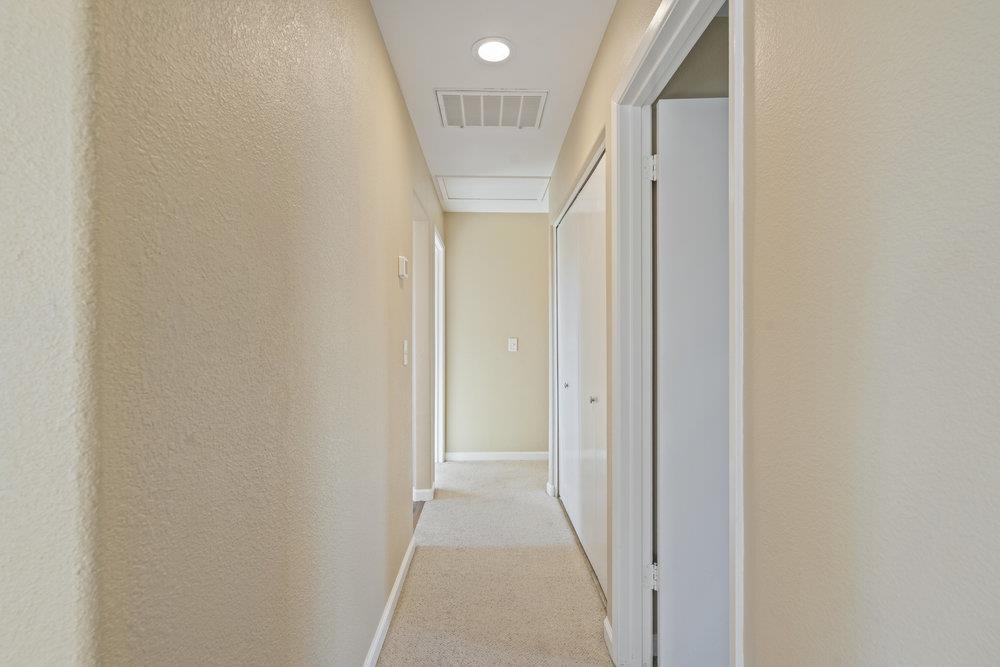 Detail Gallery Image 17 of 39 For 2360 Valley View Rd, Hollister,  CA 95023 - 3 Beds | 2 Baths