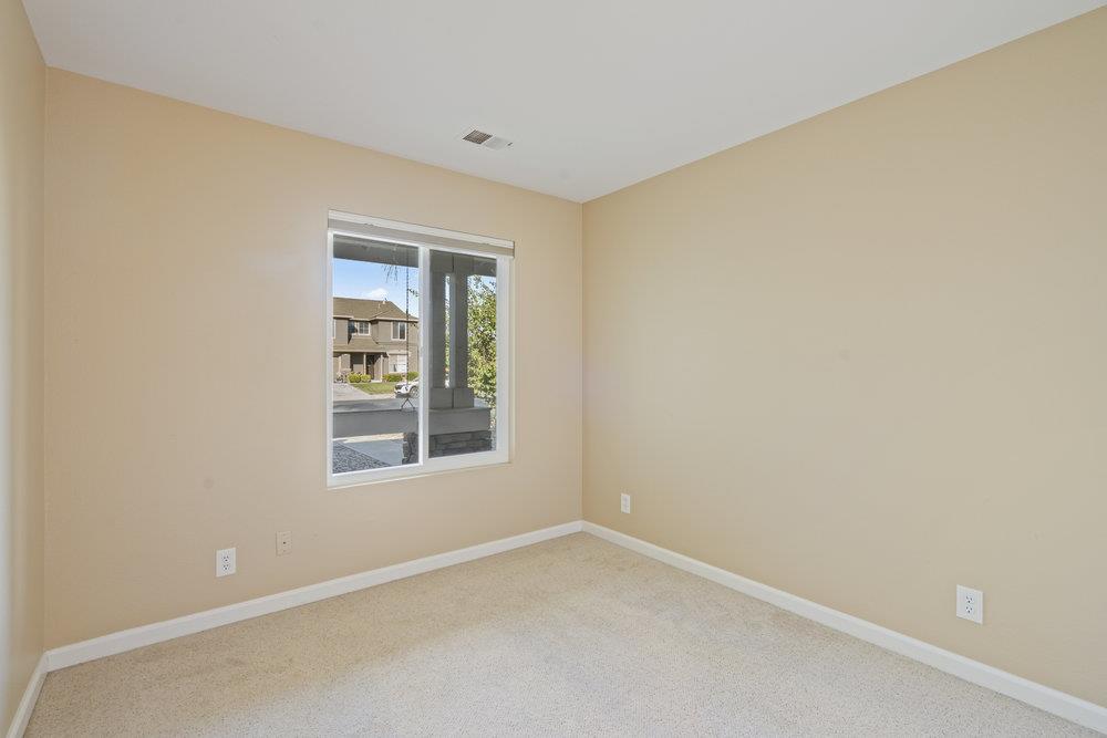 Detail Gallery Image 18 of 39 For 2360 Valley View Rd, Hollister,  CA 95023 - 3 Beds | 2 Baths