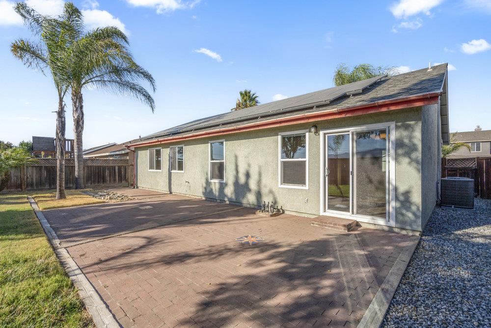 Detail Gallery Image 30 of 39 For 2360 Valley View Rd, Hollister,  CA 95023 - 3 Beds | 2 Baths