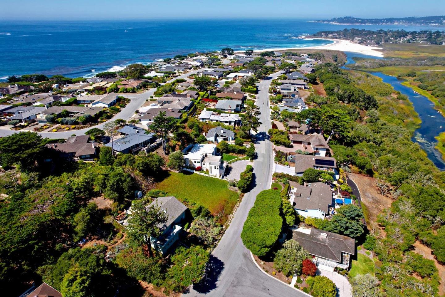 Detail Gallery Image 4 of 7 For 2930 Ribera Rd, Carmel,  CA 93923 - – Beds | – Baths