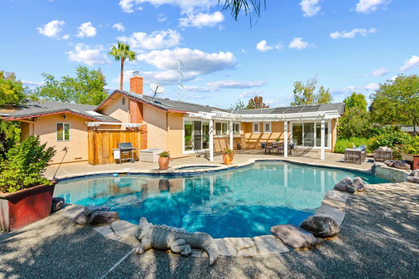 Detail Gallery Image 31 of 40 For 13446 Alvarado Ct, Saratoga,  CA 95070 - 4 Beds | 2 Baths