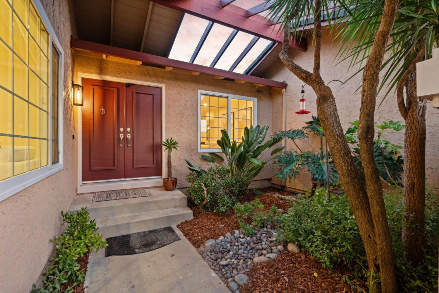 Detail Gallery Image 4 of 40 For 13446 Alvarado Ct, Saratoga,  CA 95070 - 4 Beds | 2 Baths