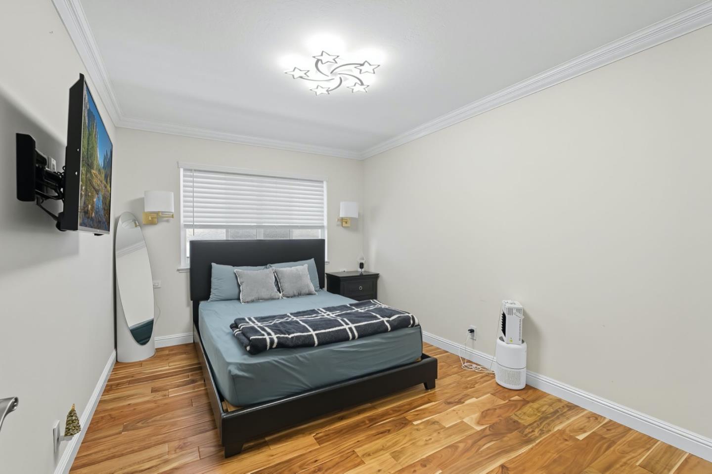 Detail Gallery Image 11 of 15 For 1217 Paloma Ave #3,  Burlingame,  CA 94010 - 2 Beds | 1 Baths